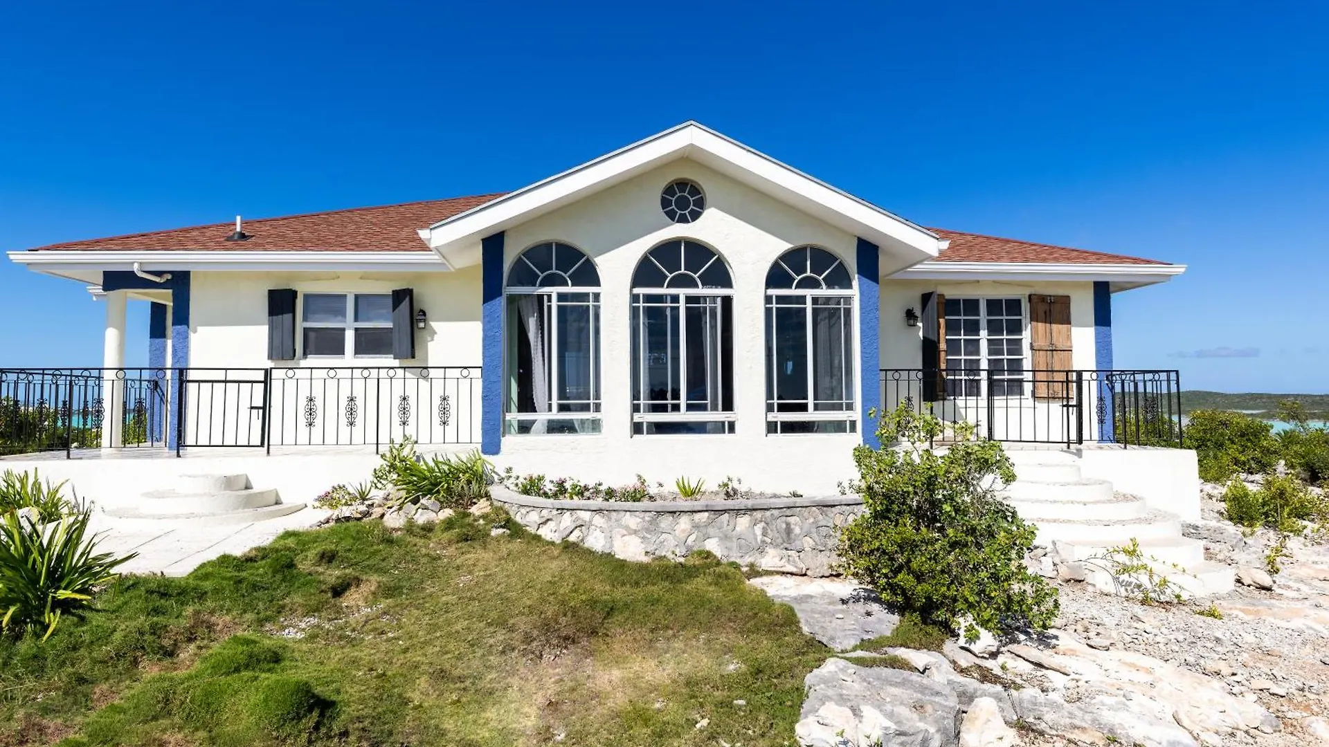 Waterside Home, Shaded Whirlpool Spa, Outdoor Dining, Smart Tv, Amazon Prime Five Cays Settlement Ferienhaus